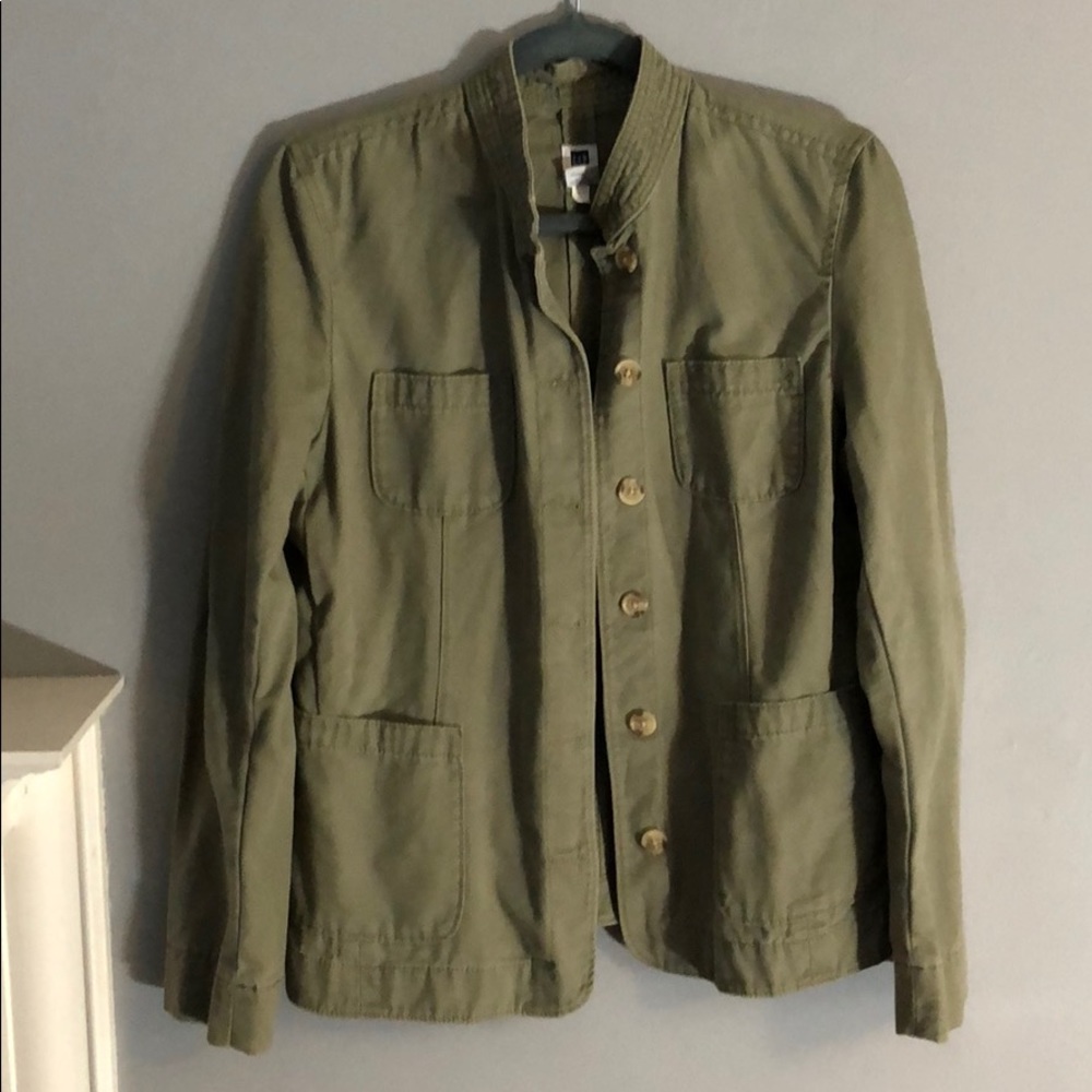Gap olive green jacket - very cute & in style - M